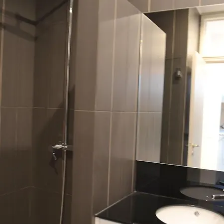 Rh Alfama Chocolate Apartment Lisbon